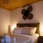 Guva 4* Gjirokastër