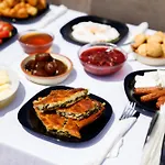 Guva Konukevi Gjirokastër