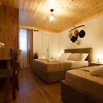 Guva 4* Gjirokastër
